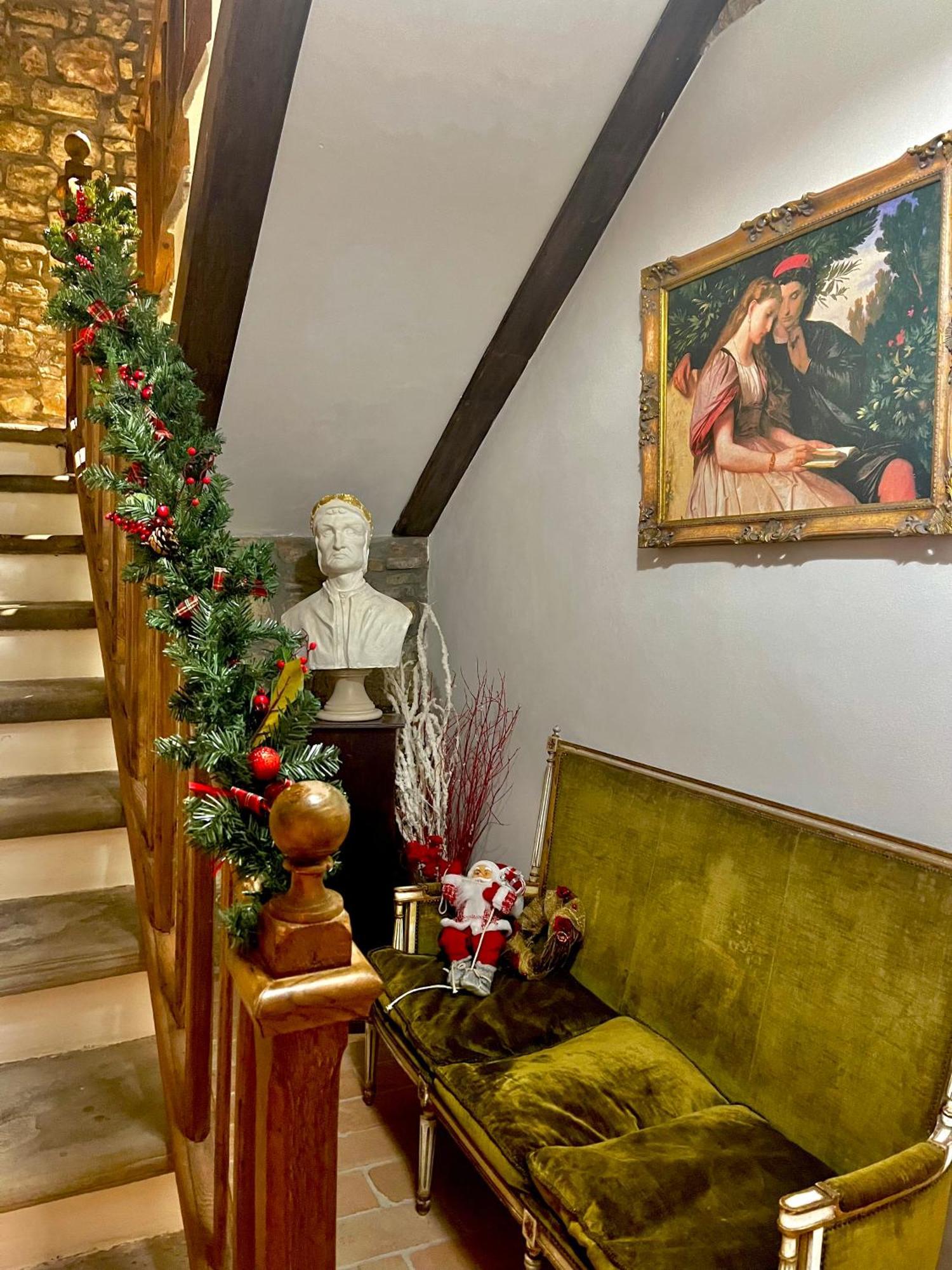 L'Inferno Di Dante Bed and Breakfast Gubbio Værelse billede