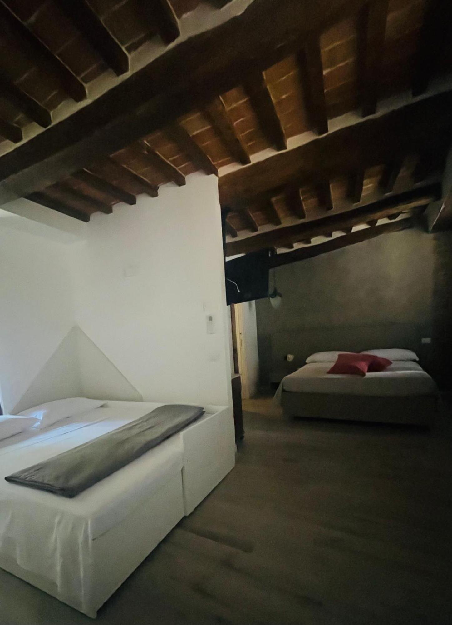 L'Inferno Di Dante Bed and Breakfast Gubbio Eksteriør billede