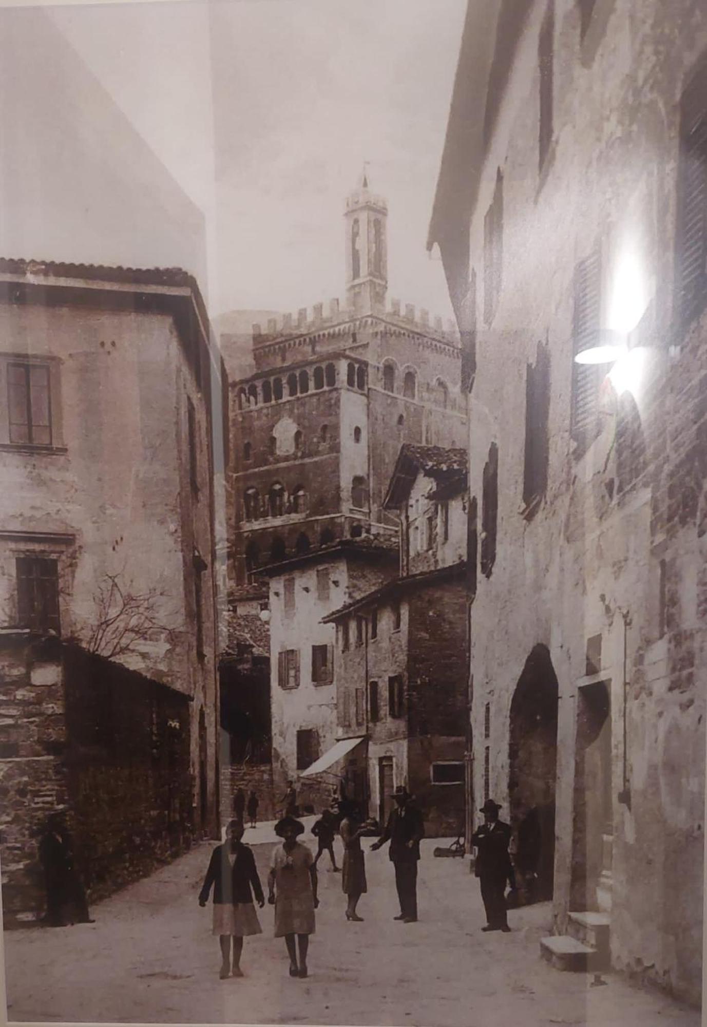 L'Inferno Di Dante Bed and Breakfast Gubbio Eksteriør billede